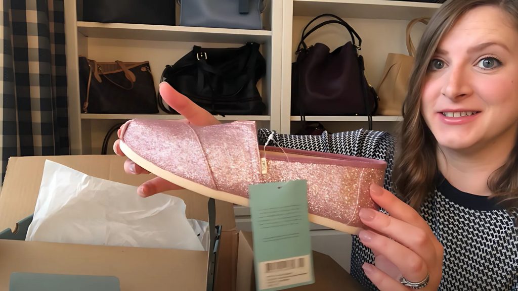 unboxing Toms