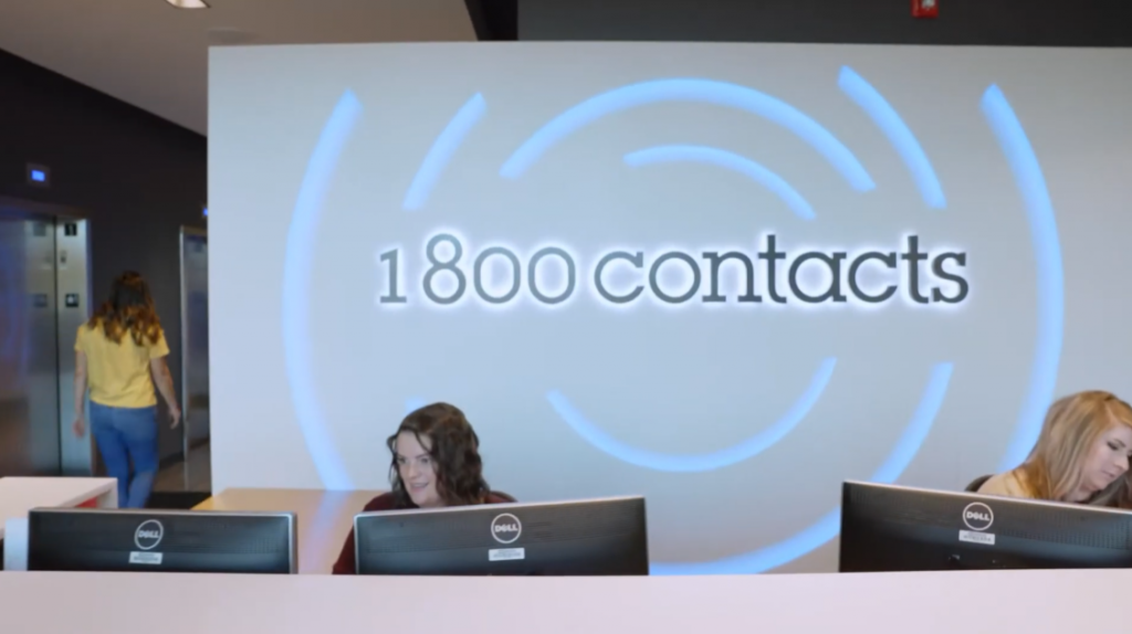 1 800 contacts womens in office