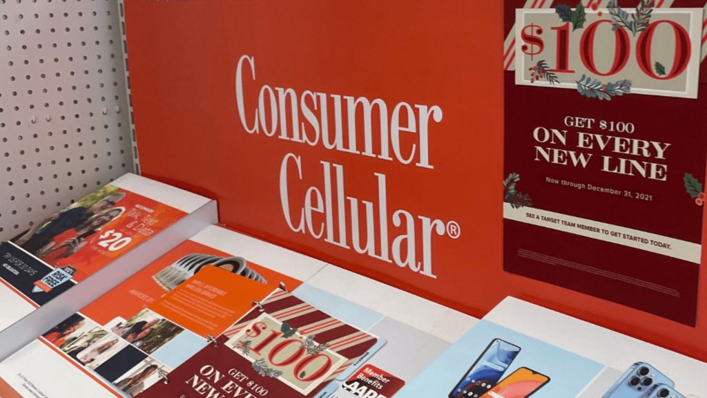 Consumer Cellular store display