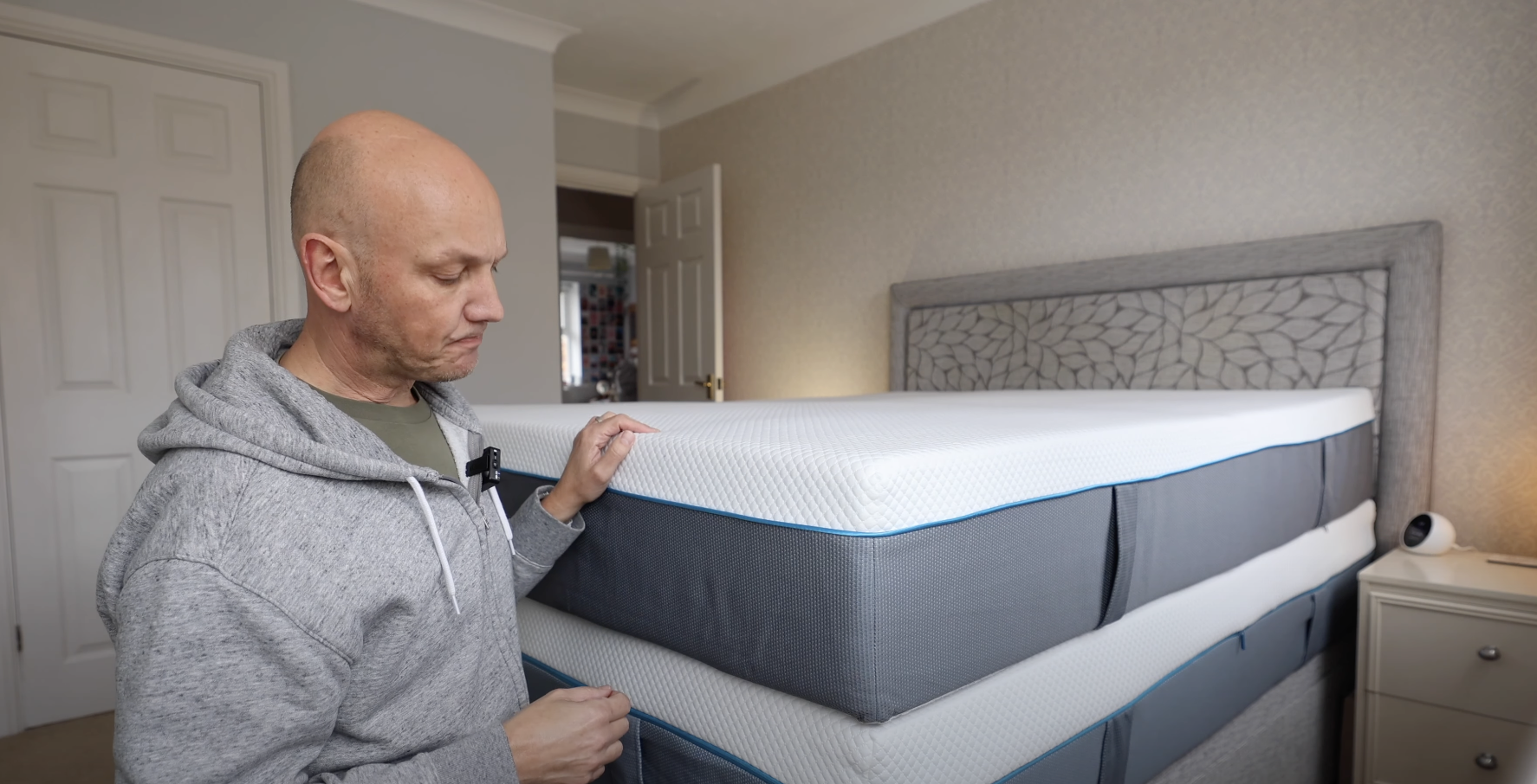 man in bedroom-mattress simba
