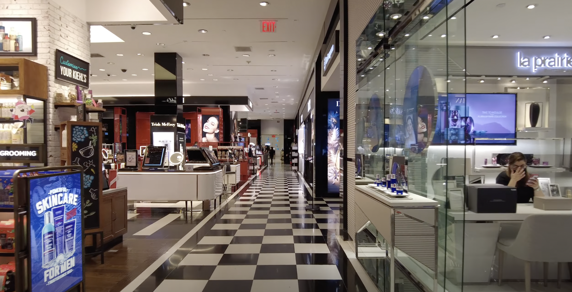 bloomingdales store