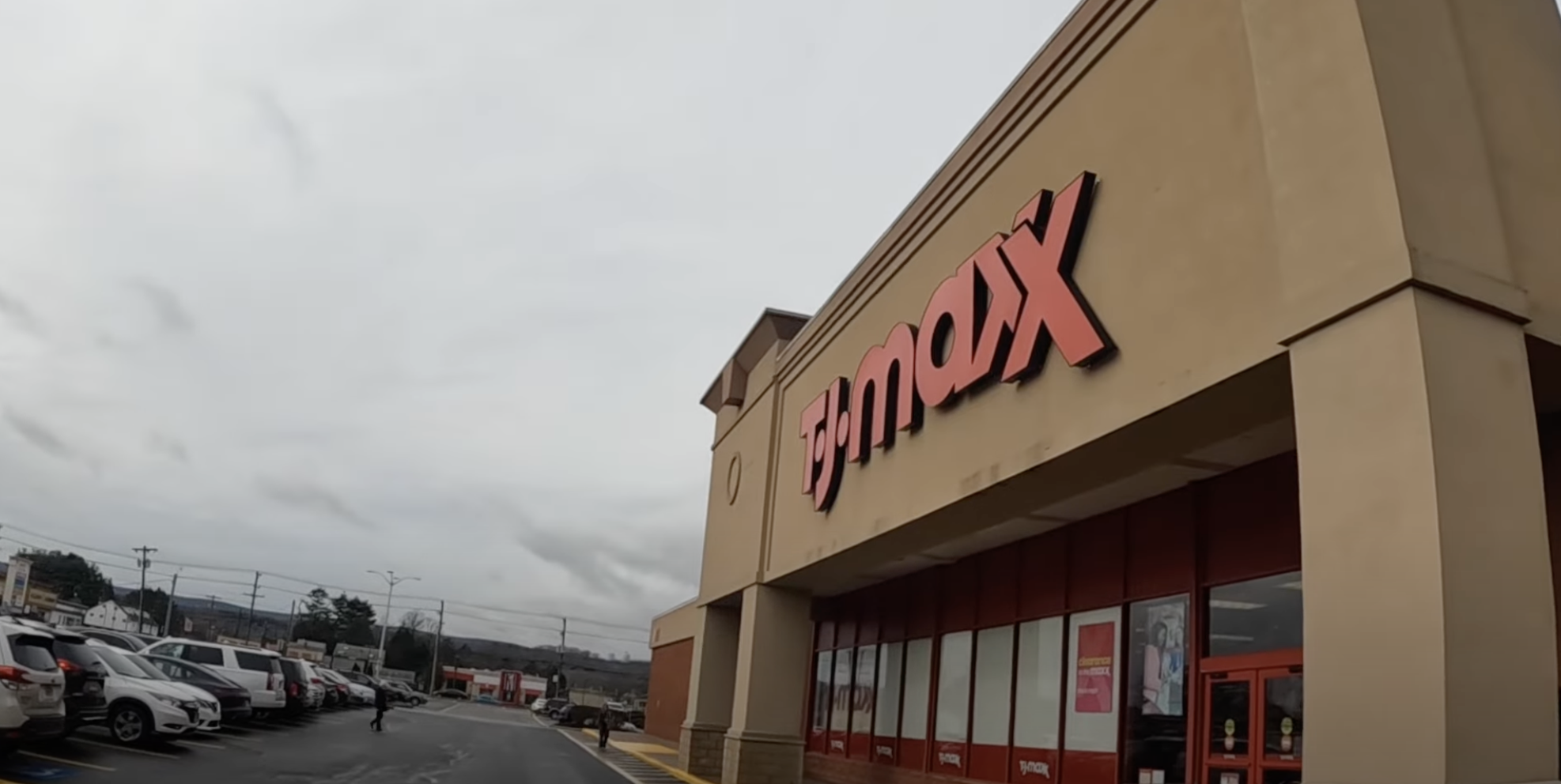 tj maxx store front